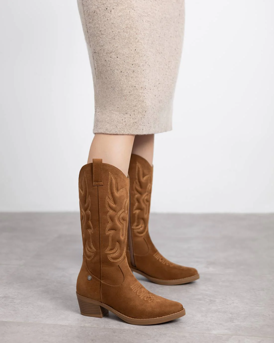 Bota de mujer con tacón Refresh 17308503 - Image 5