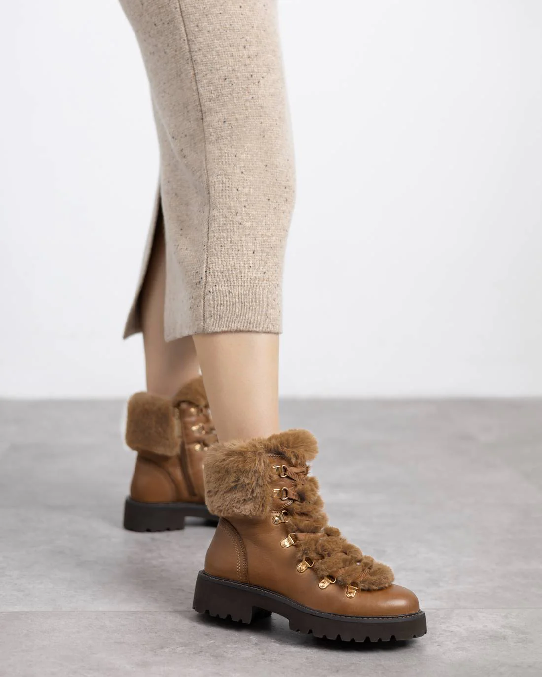 Botin de mujer con tacón Carmela 16266802 - Image 5