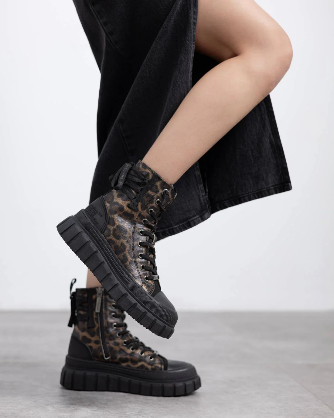 Zapatilla de mujer plano Refresh 17307703 - Image 5