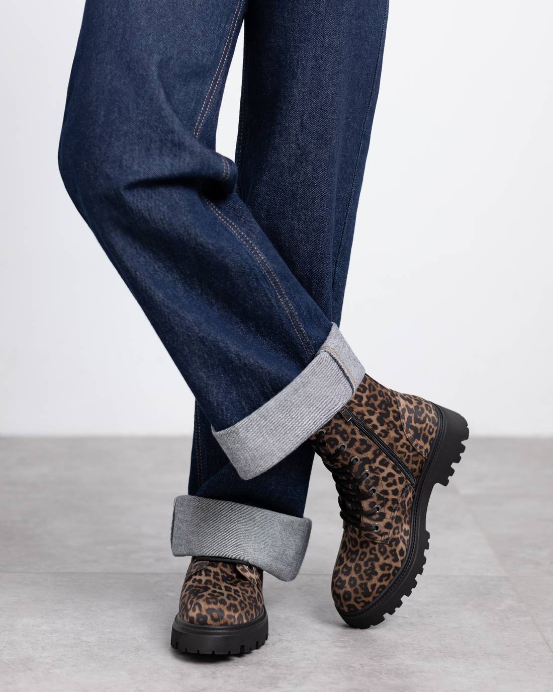 Botin de mujer plano Xti 14465802 - Image 6