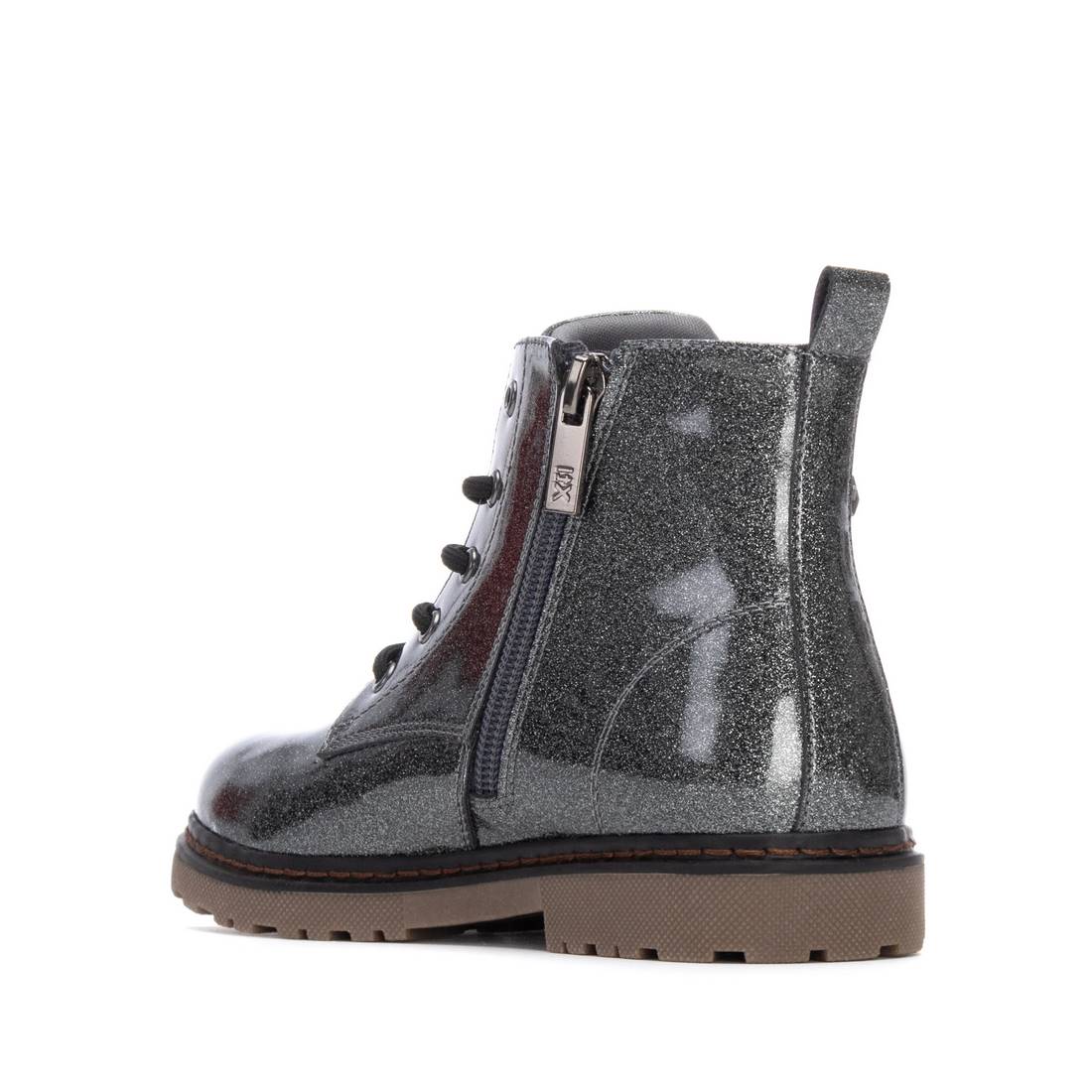 Botin de niña plano Xti kids 15138502 - Image 3