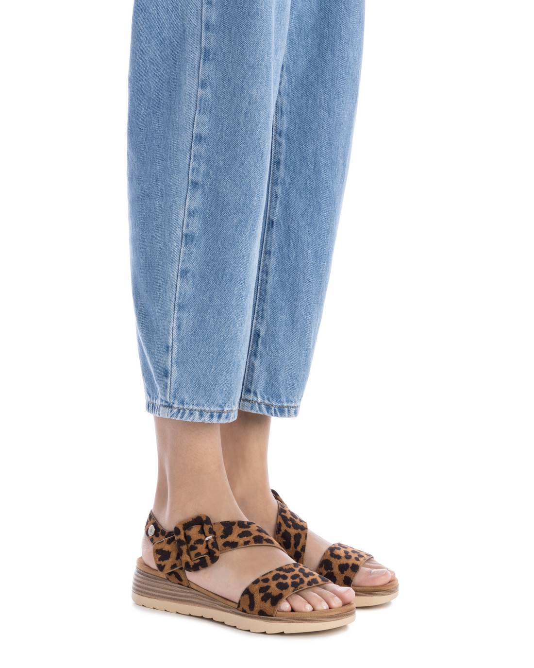 SANDALIA DE MUJER REFRESH 17314301 - Image 2