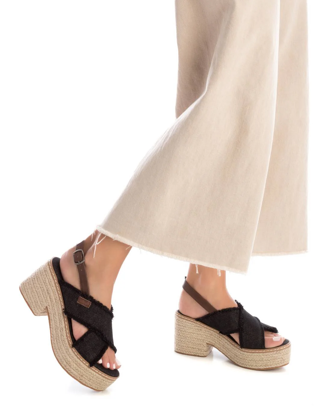 SANDALIA DE MUJER REFRESH 17159601 - Image 2