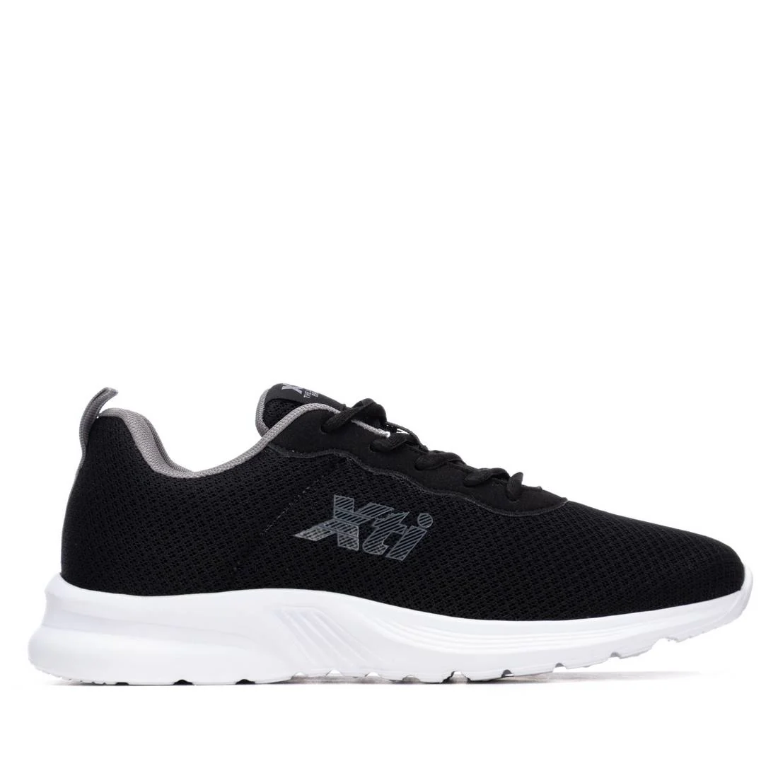 Zapatilla de hombre plano Xti 14570503