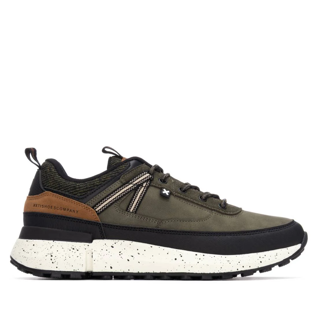 Zapatilla de hombre plano Xti 14473102