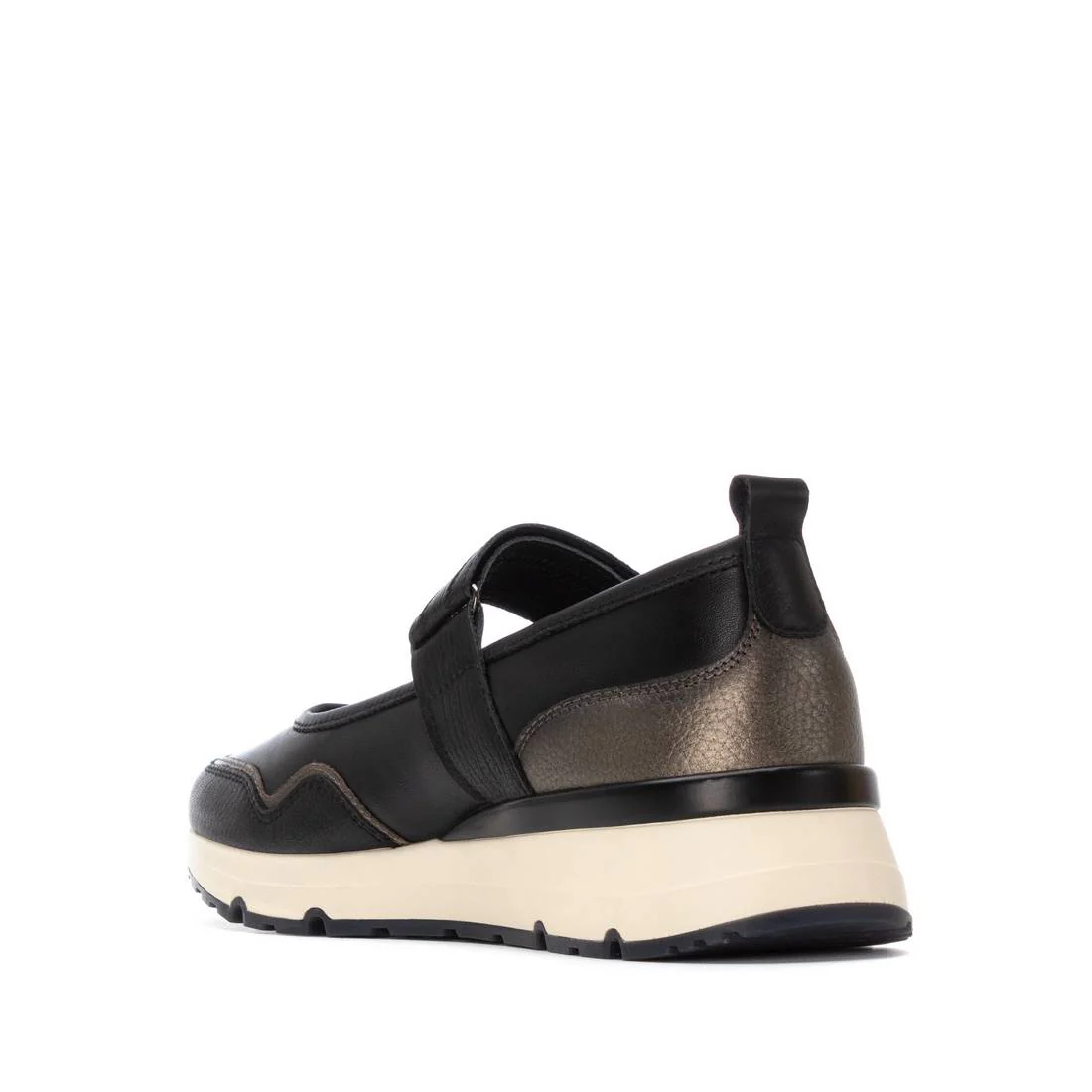 Zapatilla de mujer plano Carmela 16251501 - Image 3