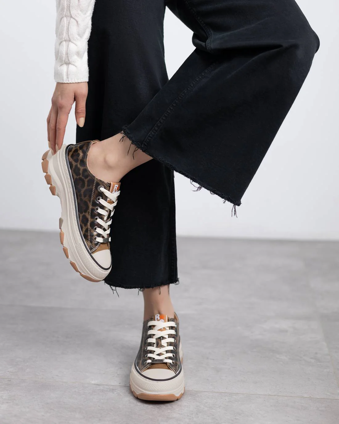 Zapatilla de mujer plano Refresh 17307905 - Image 5