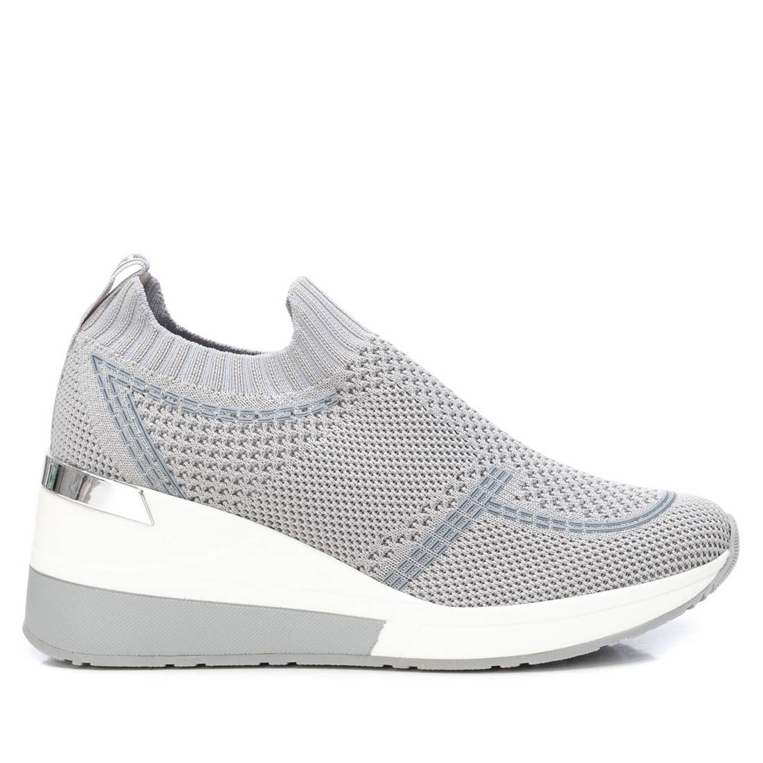 ZAPATO DE MUJER XTI BASIC 03683601