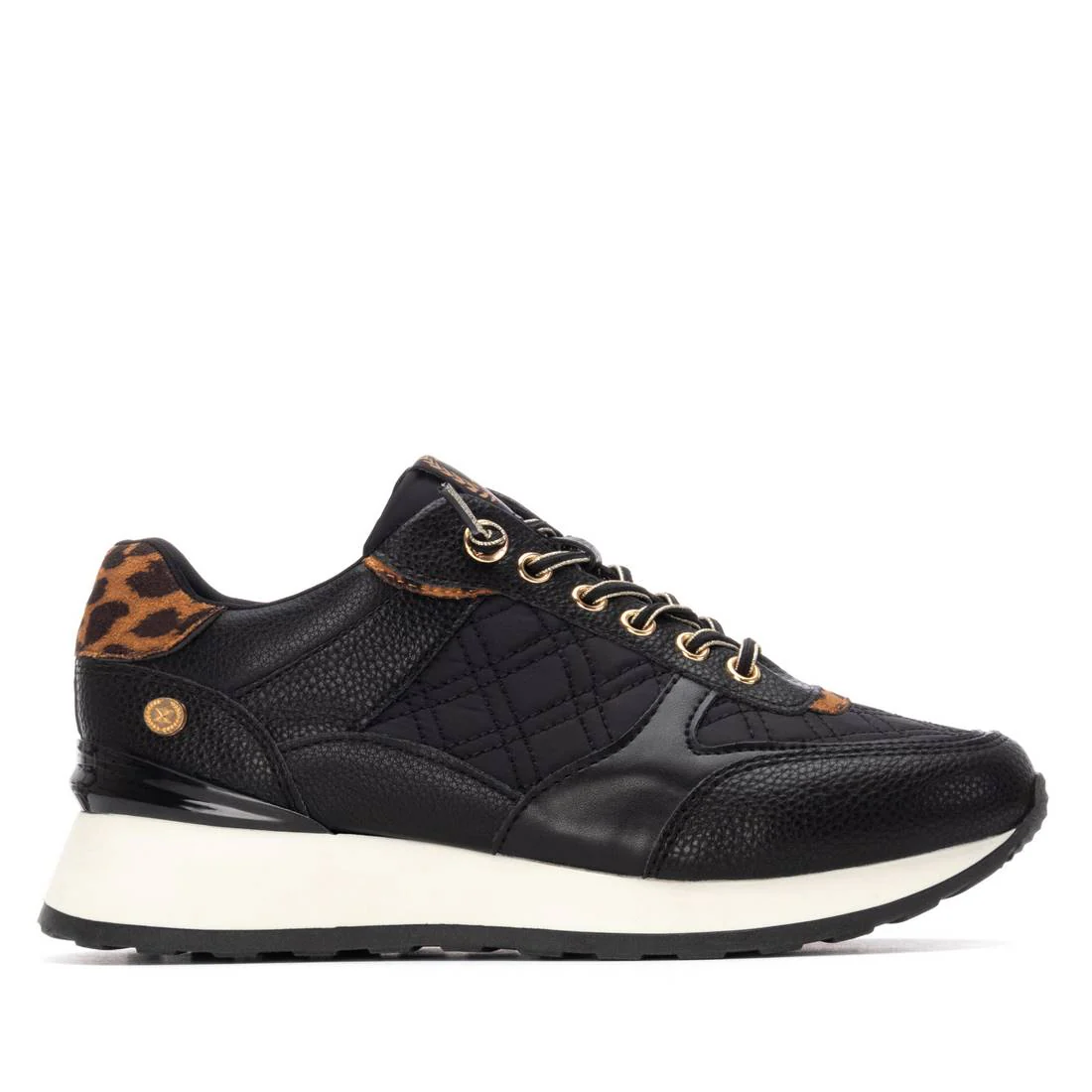 Zapatilla de mujer plano Xti 14420901