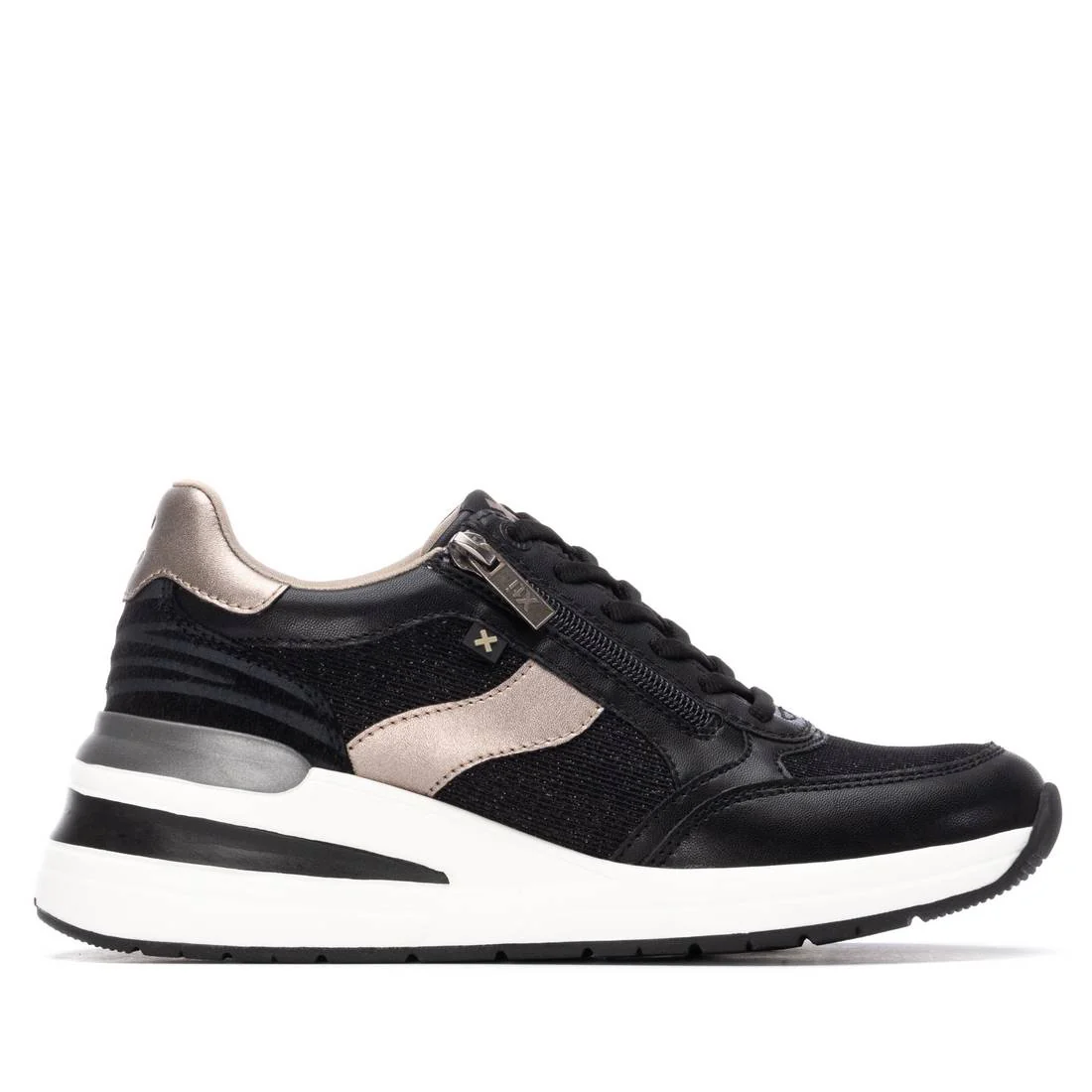 Zapatilla de mujer con cuña Xti 14462903