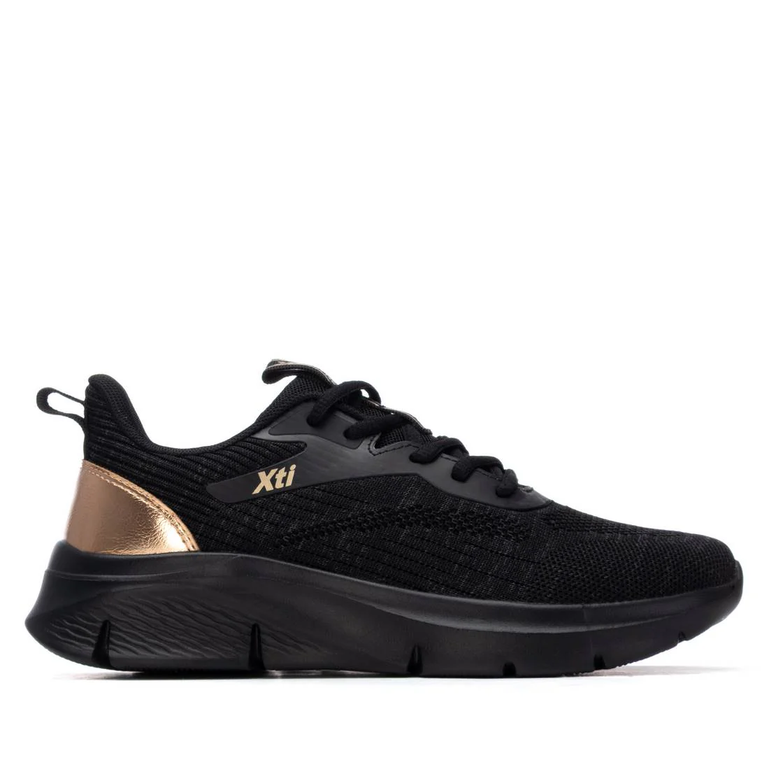 Zapatilla de mujer plano Xti 14517001