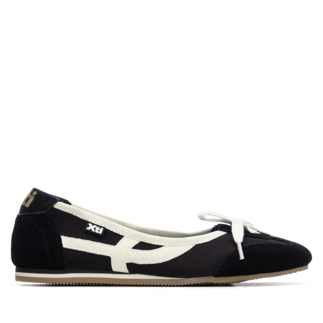 Zapatilla de mujer plano Xti 14522703
